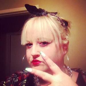 Meet your Posher, Kristin